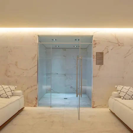 Saudade - 1 Bedroom And Shared Pool In Campolide דירה